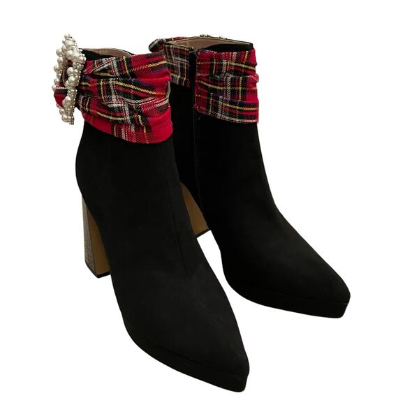 BETSEY JOHNSON Idris Dress Heel Ankle Booties Black Red Multi Plaid Sz 8.5M New - Picture 7 of 16